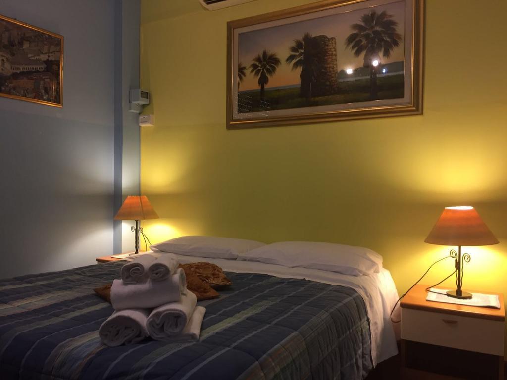 Moon House B&B Cagliari Buitenkant foto